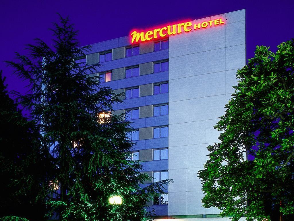 Mercure Besancon Parc Micaud - Hotel & Bar Bagian luar foto